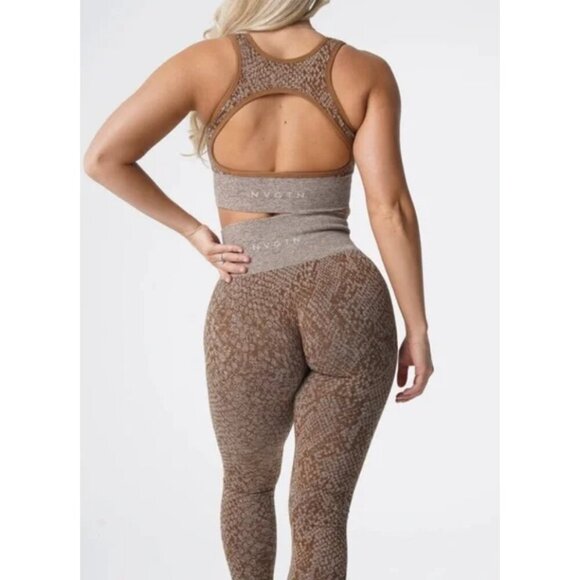 NVGTN Snakeskin Seamless Leggings in Mocha Athleisure Gym Workout - Size M - Picture 2 of 14